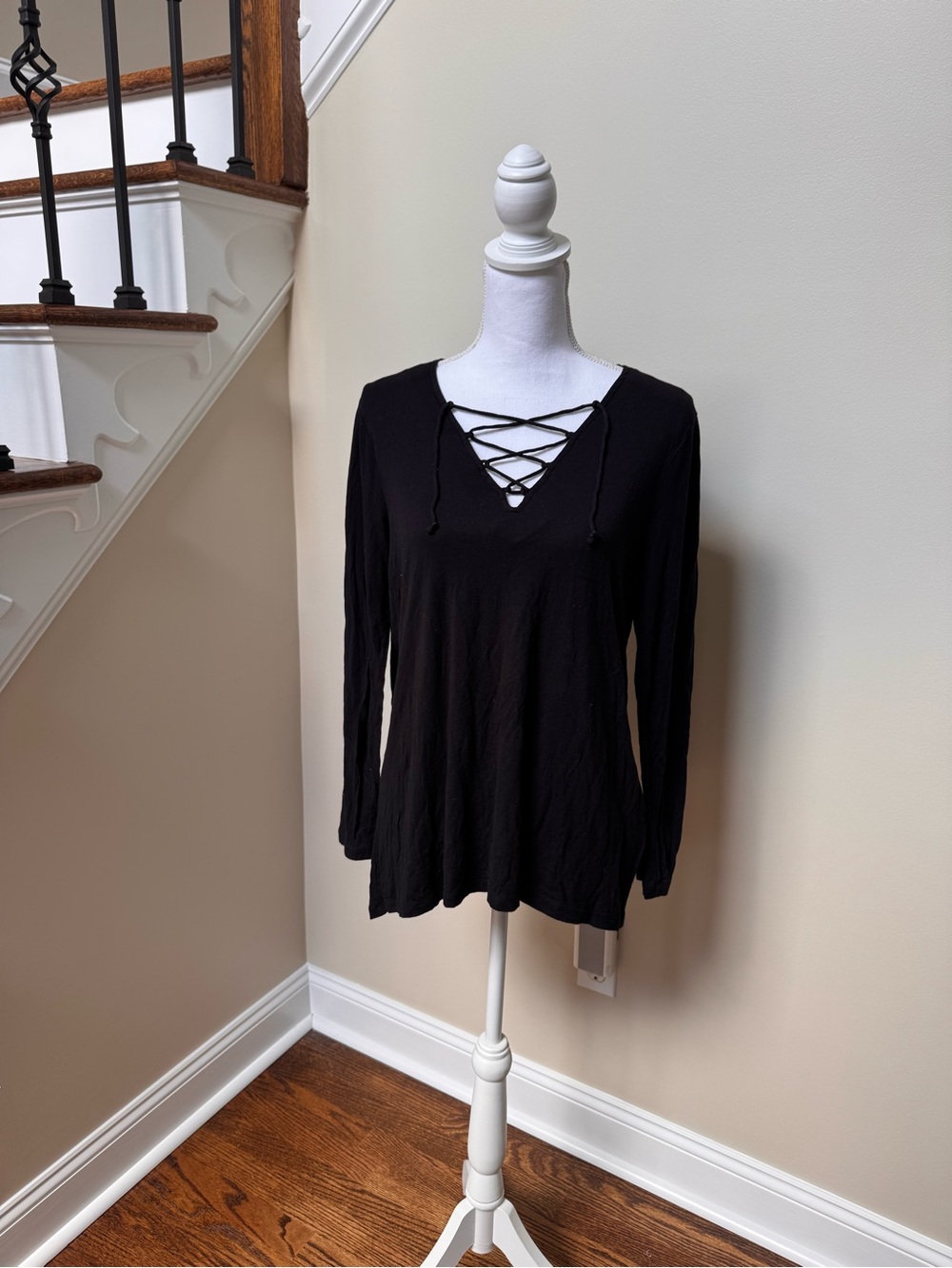 Old Navy Black Lace-Up Long Sleeve V-Neck Top